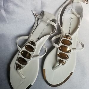 Sandals, Candy Couture, White and Gold, size 8